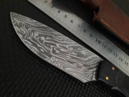 Handmade DAMASCUS Steel Hunting Knife with Wooden handle scales. NEW DESIGN !!!!!