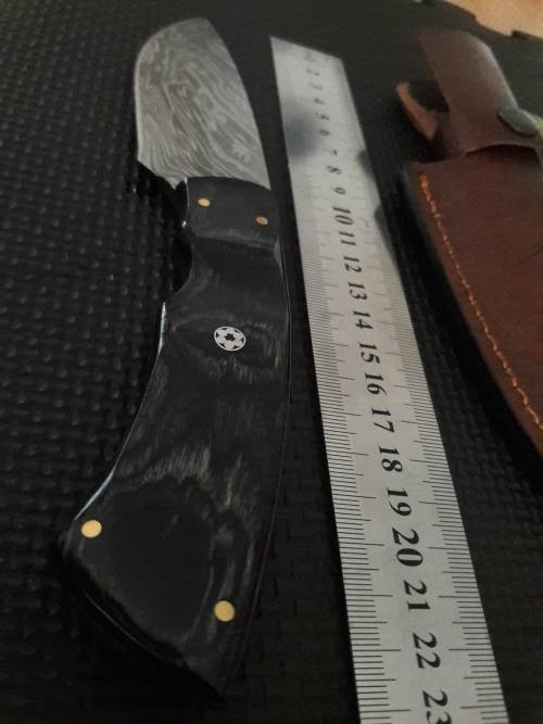 Handmade DAMASCUS Steel Hunting Knife with Wooden handle scales. NEW DESIGN !!!!!