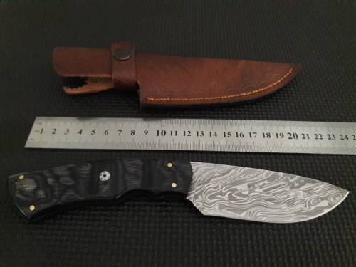 Handmade DAMASCUS Steel Hunting Knife with Wooden handle scales. NEW DESIGN !!!!!