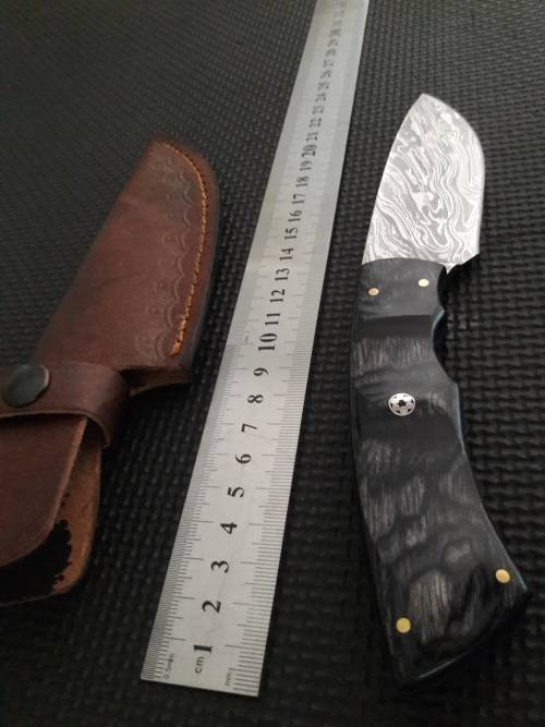 Handmade DAMASCUS Steel Hunting Knife with Wooden handle scales. NEW DESIGN !!!!!