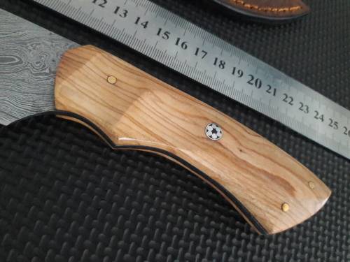 Handmade DAMASCUS Steel Hunting Knife with Wooden handle scales. NEW DESIGN !!!!!