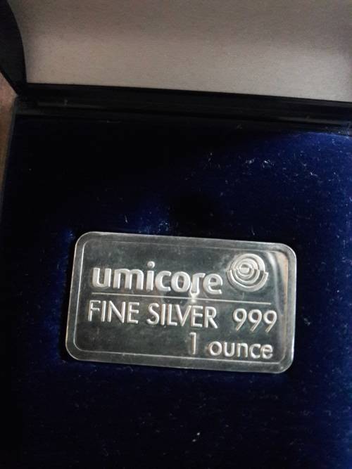1 OZ PURE SILVER BAR, prices are going through the roof, buy now. (COMBINE PARCELS, save on shipping