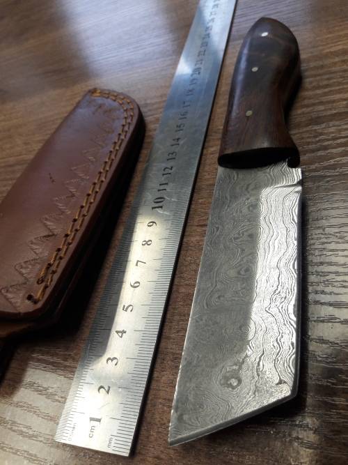 Handmade DAMASCUS Steel Hunting Knife with Wooden handle scales.FULL TANG !!!!!!