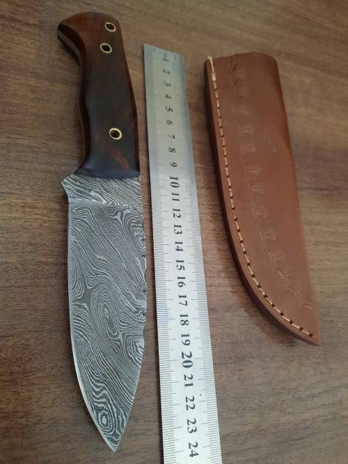 Handmade Damascus steel HUNTING  knife with WOODEN handle scales.