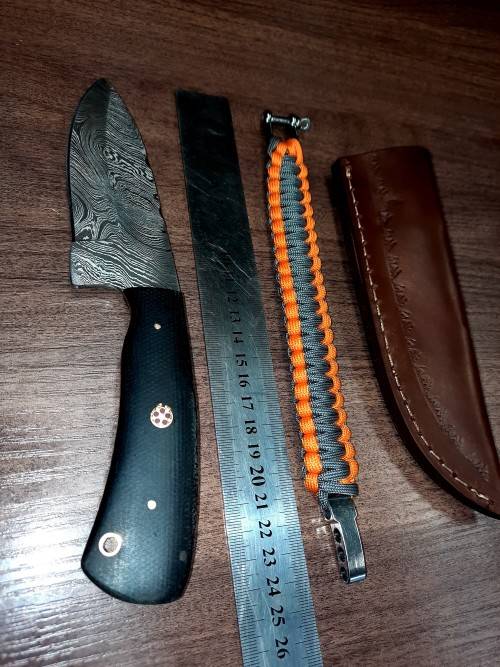 Handmade Damascus steel HUNTING  knife with MICARTA handle scales. FREE BRACELET