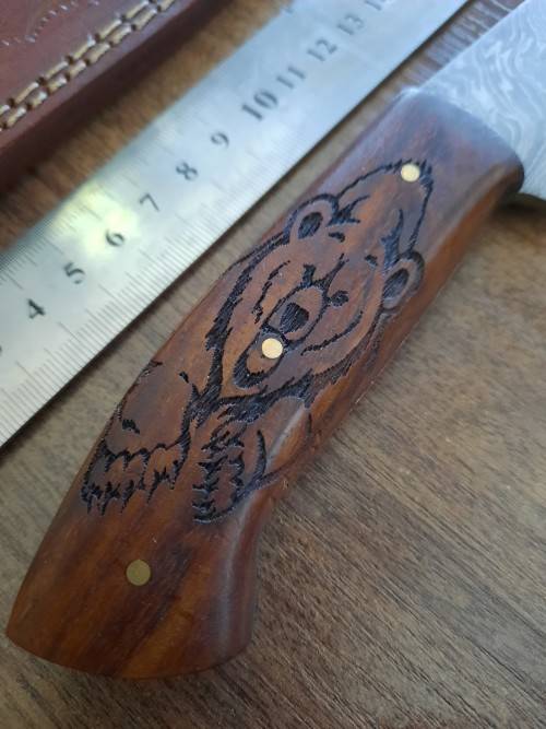 Handmade Damascus steel HUNTING Knife with Wooden handle scales, No leather included.