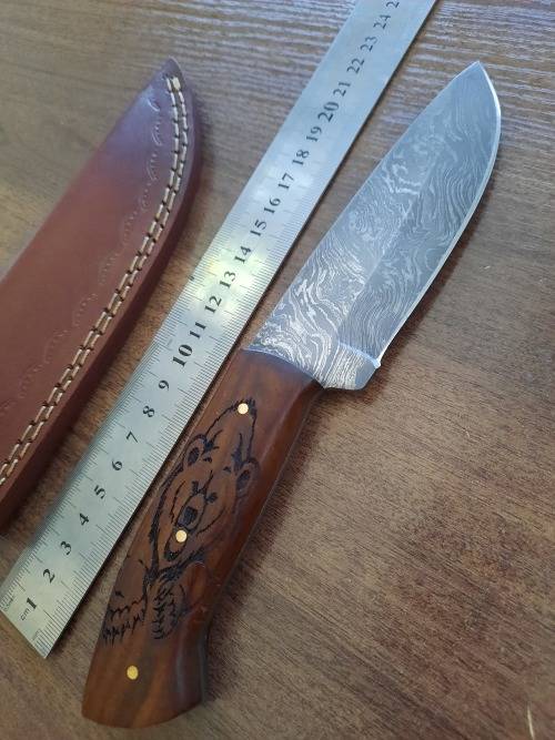 Handmade Damascus steel HUNTING Knife with Wooden handle scales, No leather included.