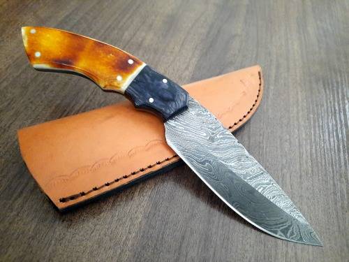 Handmade Damascus steel HUNTING Knife with Burnt CAMEL BONE handle scales.