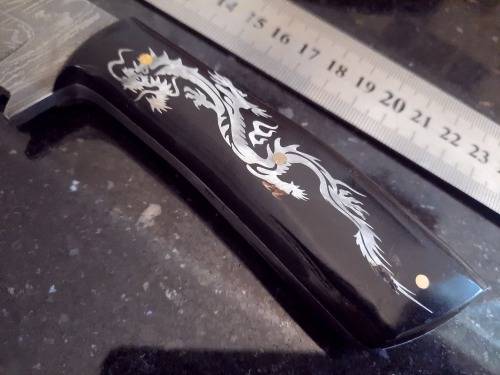 Handmade Damascus steel HUNTING  knife with Bull Horn handle scales.