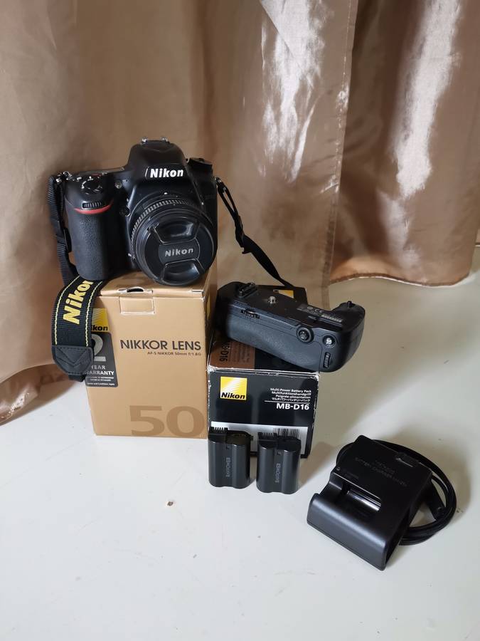 NIKON D750 DSLR + EXTRAS