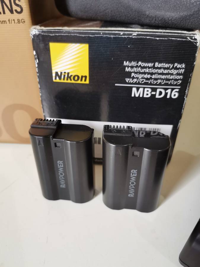 NIKON D750 DSLR + EXTRAS