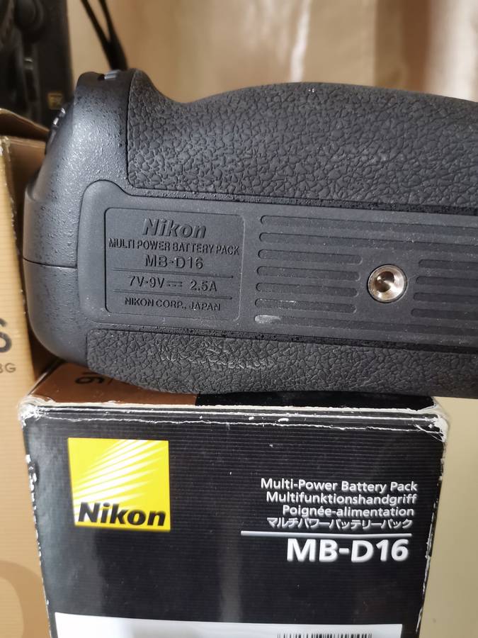 NIKON D750 DSLR + EXTRAS
