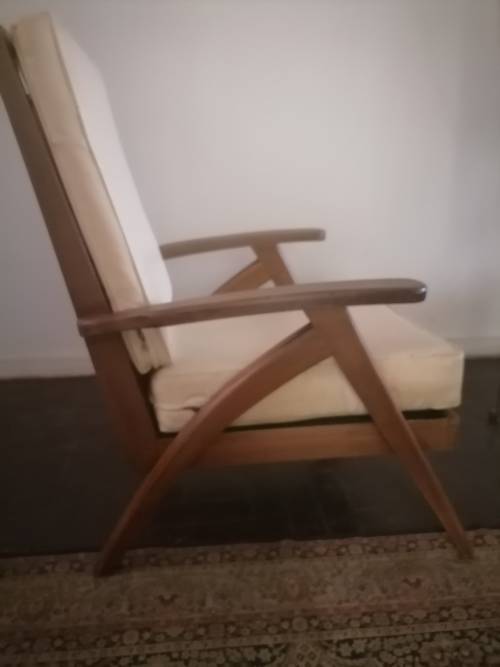 RETRO CHAIRS