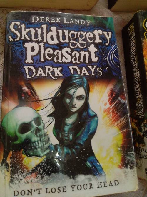 skulduggery pleasant - dark days