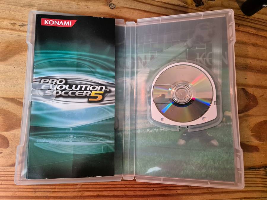 Pro Evolution Soccer 5(PSP)