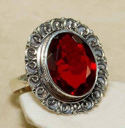 CHERRY QUARTZ 10CT SIZE 8.75 925 STAMPED STERLING SILVER RING