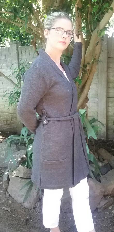 KNITTED CAR JACKET WITH BELT DETAIL - KNITTED IN WOOL