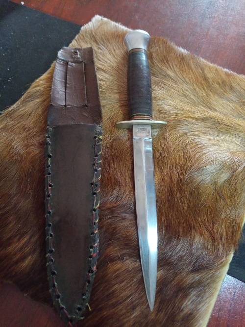 SHEFFIELD ENGLAND DAGGER VENTURE BY EM SLATER, SHEFFIELD