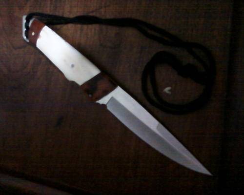 BEAUTIFULL USA SS SR KNIFE WITH CUSTOMISED HANDLE USING SOLID IVORY AND ROSEWOOD