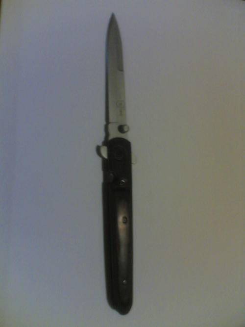 STUNNING STILLETO TYPE JT FOLDING KNIFE
