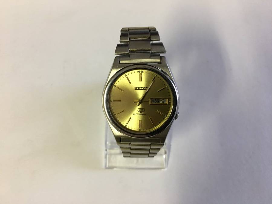 VINTAGE SEIKO 5 AUTOMATIC 17 JEWEL DAY DATE GENTS WRISTWATCH