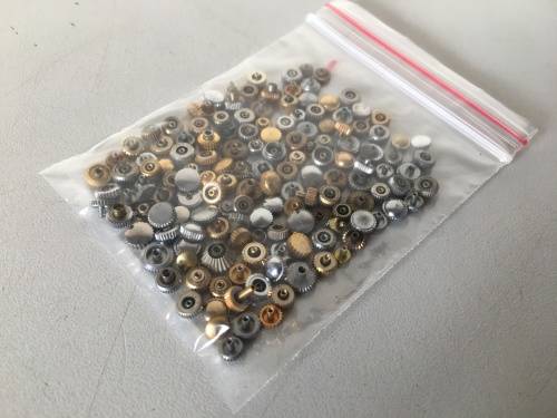 30 grams assorted used watch crowns - 150+ pieces
