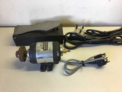Watchmakers lathe motor with variable speed foot pedal