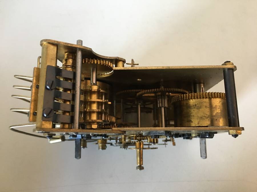 FHS 130-26  clock movement - parts repair