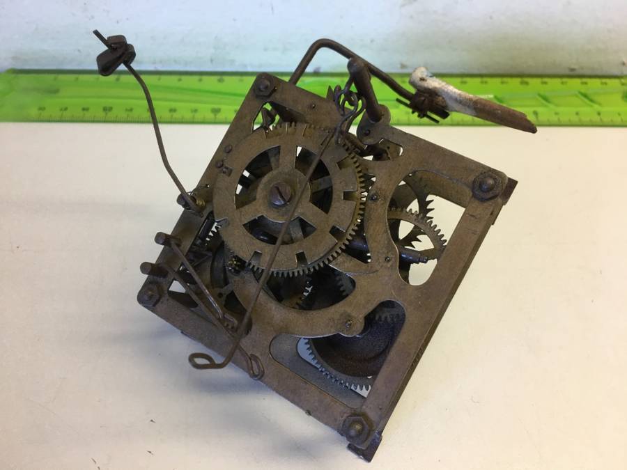 Cuckoo clock movement - parts/repair- #4