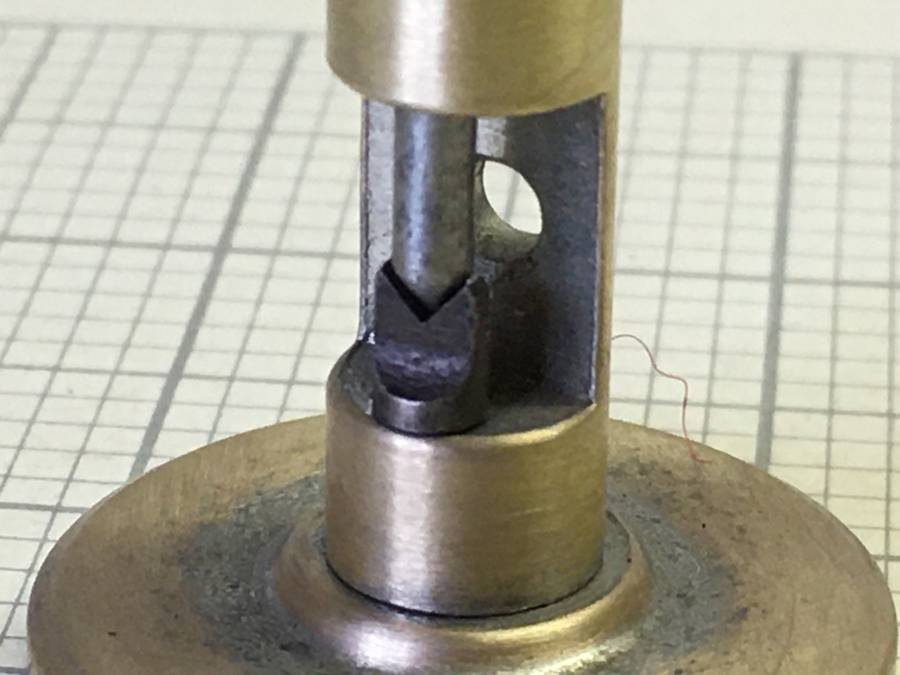 Watchmakers canon pinion tightening tool