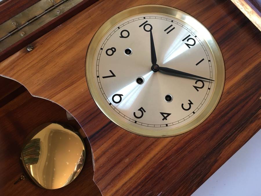 850 x 400mm wall clock - works