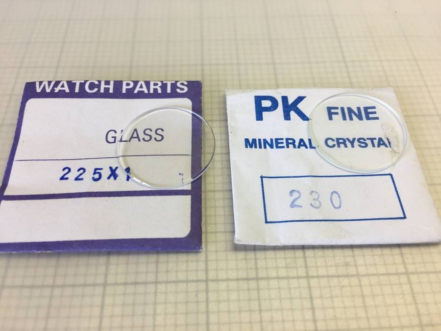 1mm flat watch glass - 2 pieces - 22.5 & 23mm