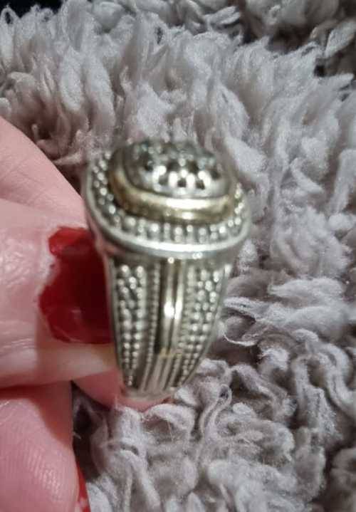 Silver and 9ct gold ring