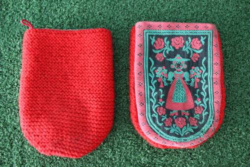 Vintage Kitchen Gloves in Fab Condition