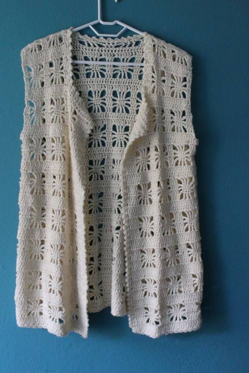 Vintage Cream Knit Crocheted-Style Pullover (Large / XL)