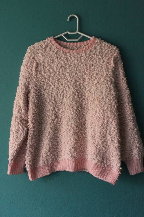 Vintage Baby Pink Sweater (Medium)