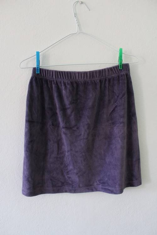 Vintage 90's Purple Corduroy Skirt (Small / Medium)