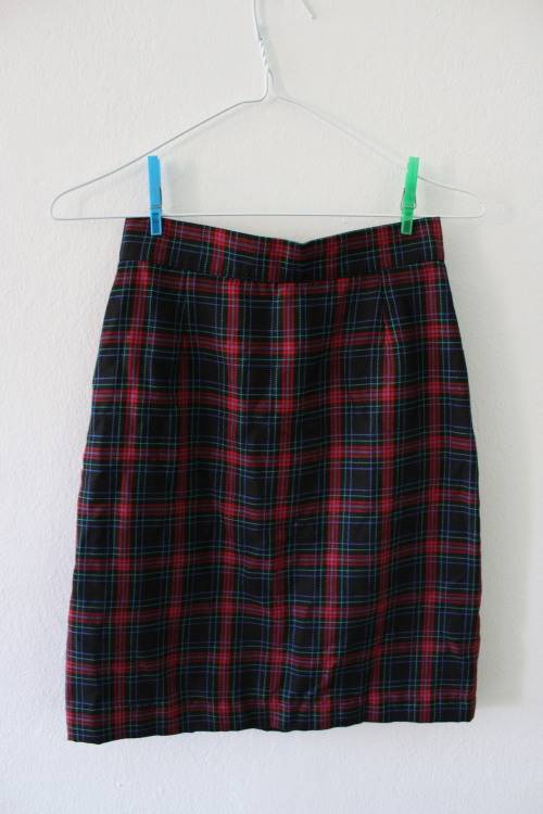 Vintaage 90's Tartan Skirt (Waist 30cm)