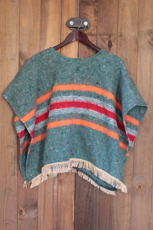 Vintage Green Poncho (Free Size)