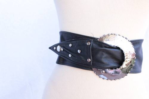 80,s Vintage Black Belt (Fits waist or hip - 92 or 96cm)