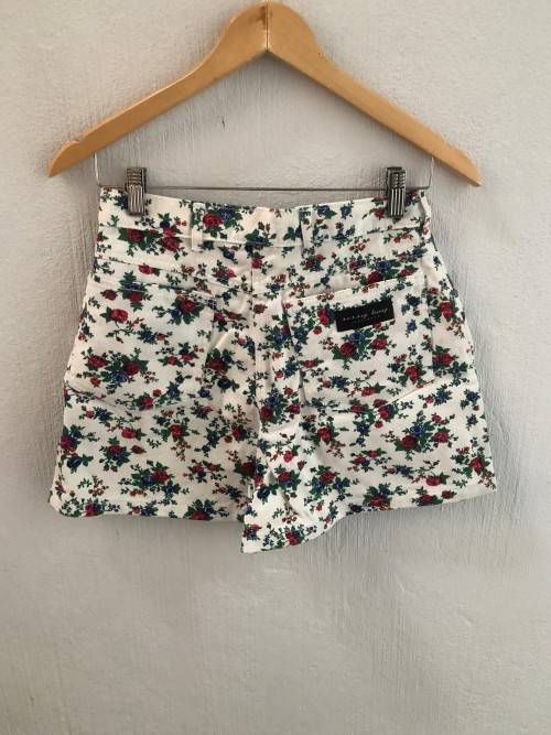 Vintage Floral Highwaisted Sissy Boy Shorts (Size 10/34 on label but Size 8 is better fit)