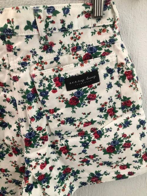 Vintage Floral Highwaisted Sissy Boy Shorts (Size 10/34 on label but Size 8 is better fit)