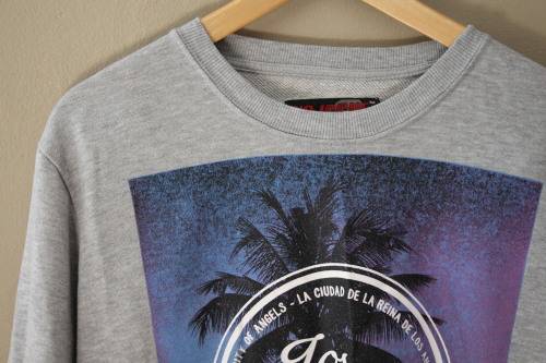 Grey `Los Angeles` Sweat Shirt (Medium / Large)