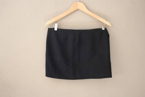 Vintage 2000`s Skirt (Size 32)