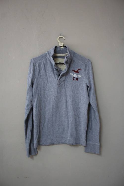 Grey Hollister Sweat Top (Small)