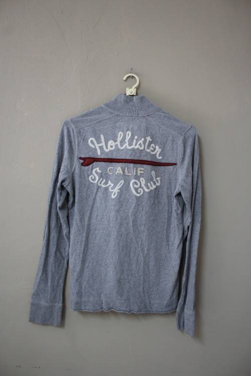 Grey Hollister Sweat Top (Small)