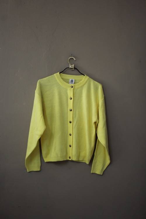 Vintage Yellow Cardigan (Size 36 to 38)