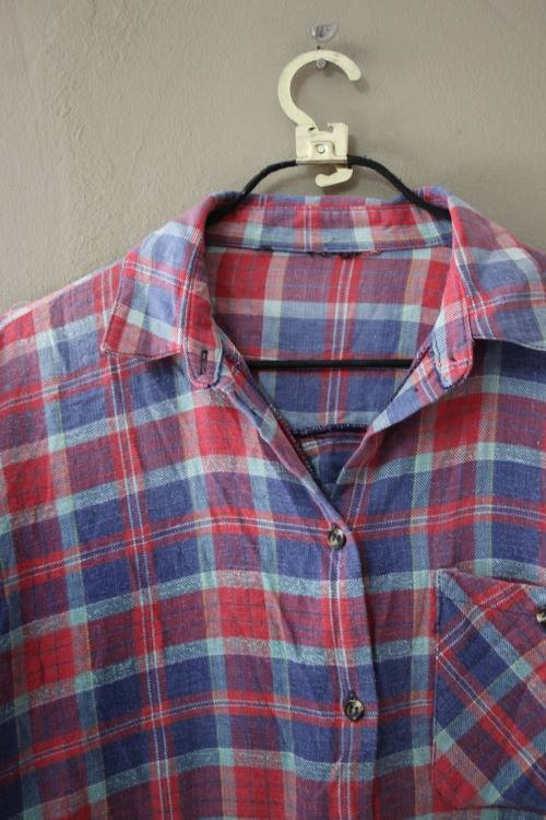 Vintage Red and Blue Flannel Shirt (XL)