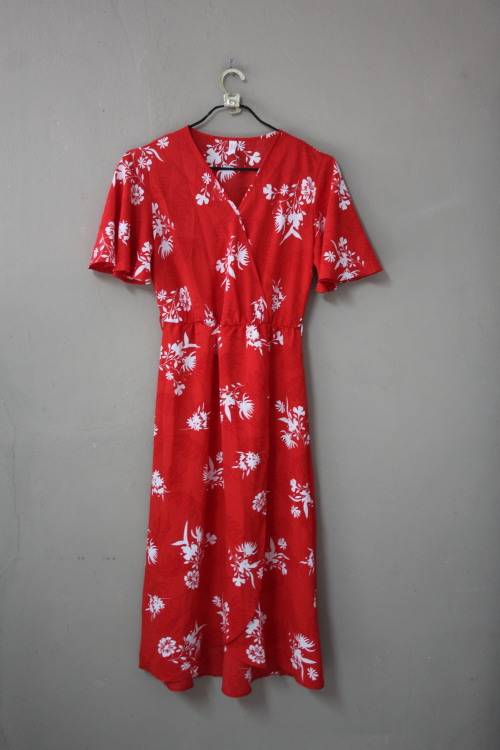 Red and White Dress by Foschini (Size 8)