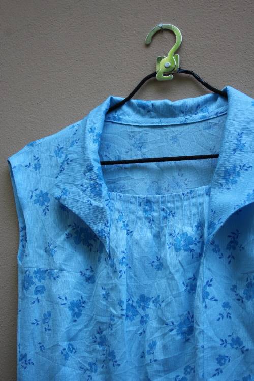 Vintage Blue 50`s Dress (Medium)